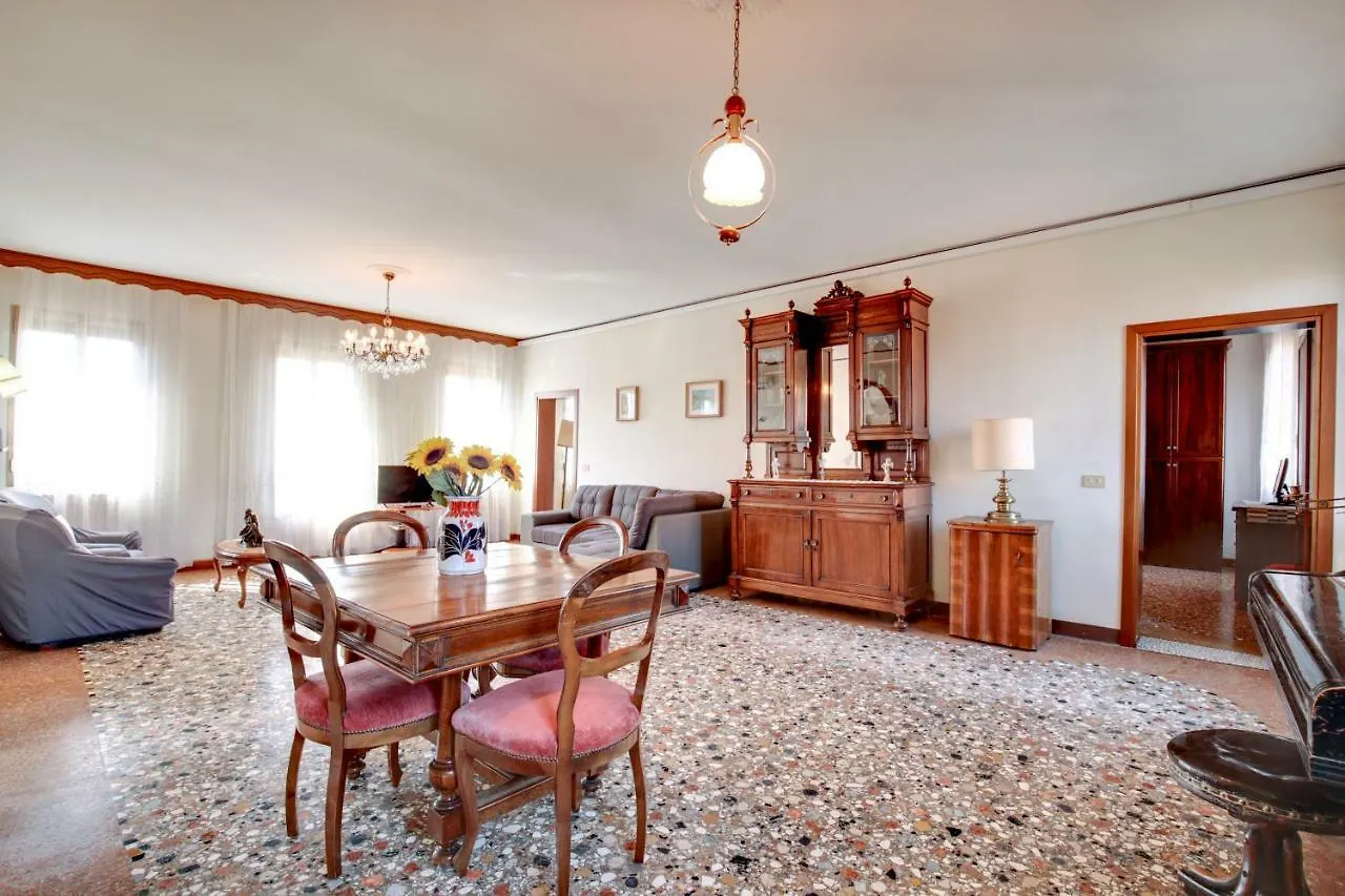 شقة Tre Archi البندقية 0*,  إيطاليا